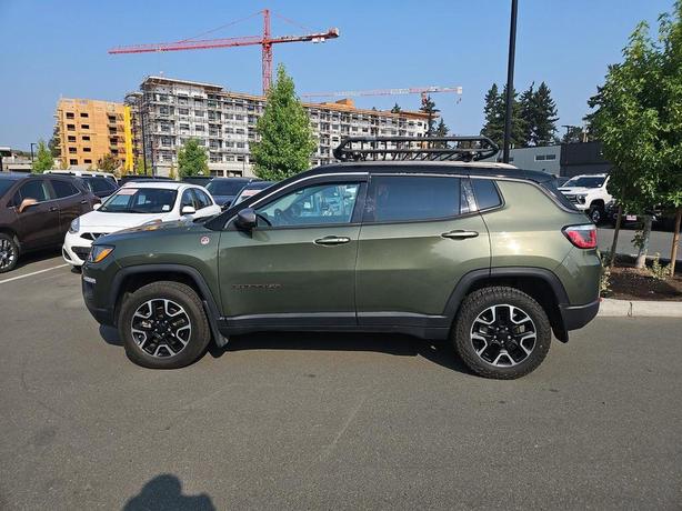 2020 Jeep Compass Trailhawk 4x4 | No Reported Accidents | One Owner! image 3