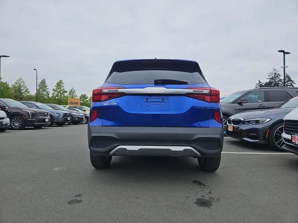 2023 Kia Seltos LX | One Owner | No Accidents! image 5