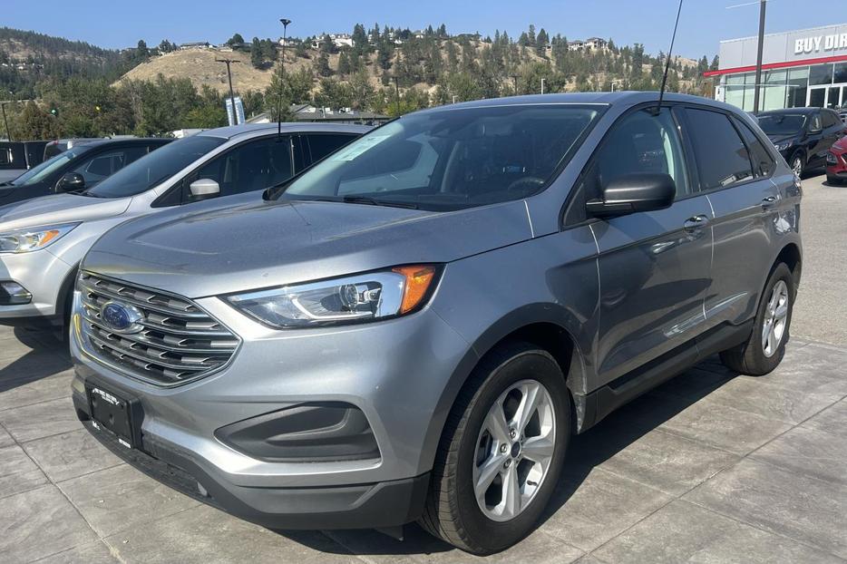 2022 Ford Edge SE display photo