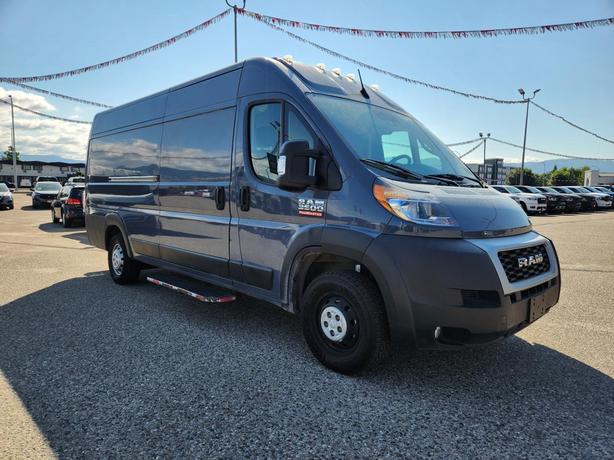 2022 RAM ProMaster Cargo Van 159" WB EXT | Power Mirrors | Cruise Control | Blin image 2