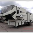 Used 2022 Keystone RV Alpine 3220RL thumbnail image 3