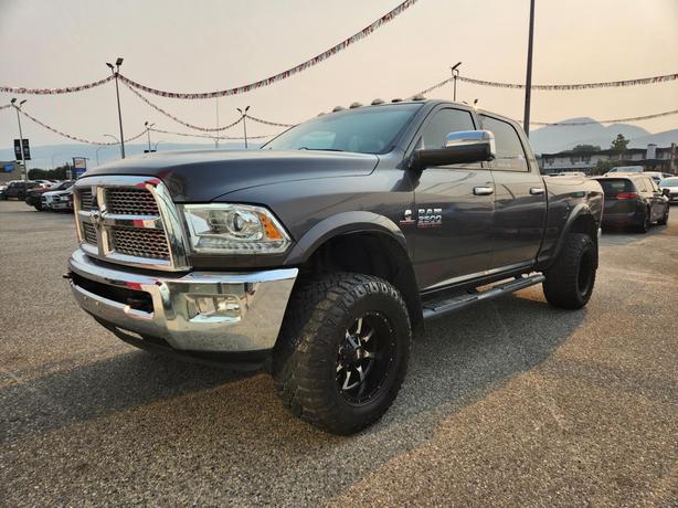 2015 RAM 3500 Laramie | 6.7L Cummins Turbo Diesel | Class V Hitch receiver | Hea image 1
