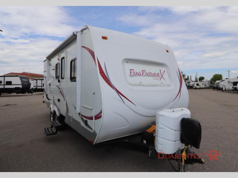 Used 2012 Cruiser Fun Finder 212WSK display photo