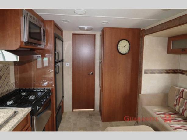 Used 2012 Cruiser Fun Finder 212WSK image 7