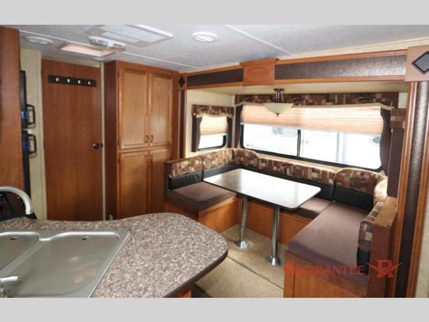 Used 2012 Prime Time RV Tracer 230FBS image 6