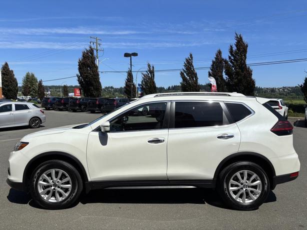 2020 Nissan Rogue SV image 4