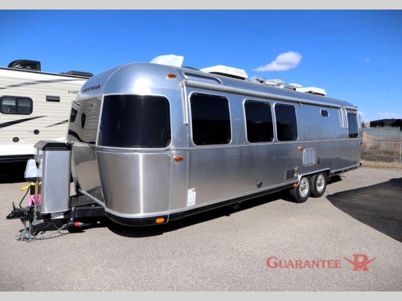 Used 2017 Airstream Classic 30 display photo