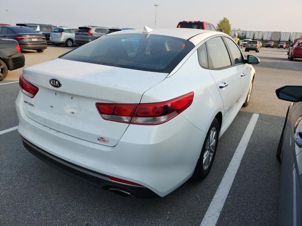 2018 Kia Optima LX | No Reported Accidents! image 4