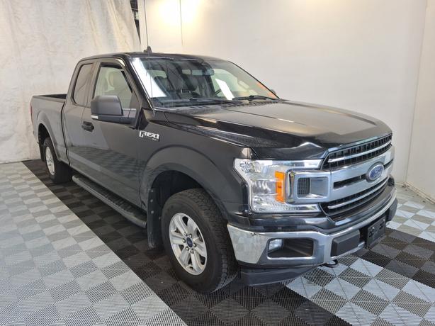 2020 Ford F-150 XLT 4WD SuperCab 6.5' Box | One Owner | No Accidents! image 3
