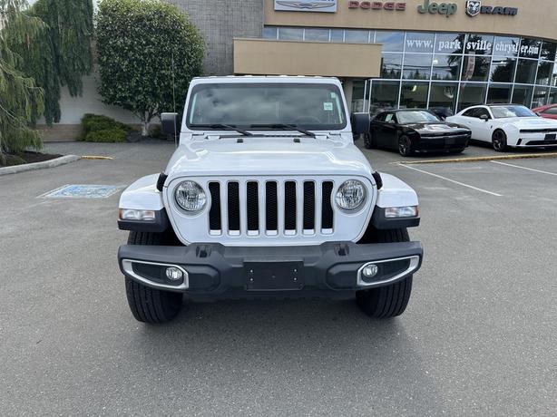 2023 Jeep Wrangler Sahara image 8