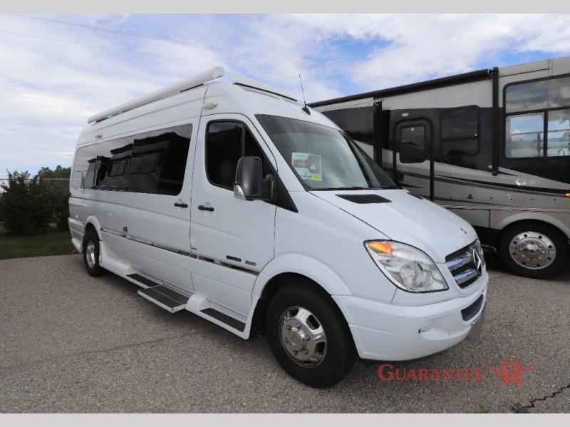 Used 2014 Roadtrek Adventurous CS display photo