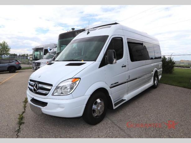 Used 2014 Roadtrek Adventurous CS image 3
