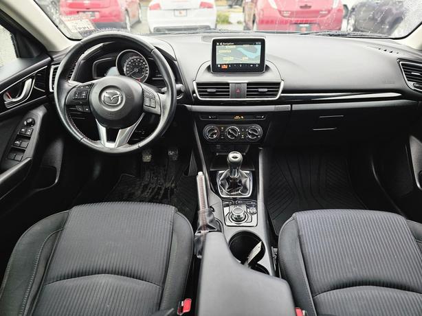 2016 Mazda3 4dr Sdn Man GS image 6
