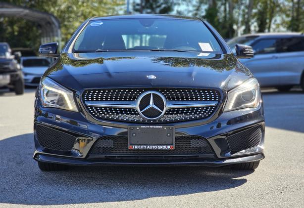 2015 Mercedes-Benz CLA-Class 4dr Sdn CLA 250 4MATIC image 2