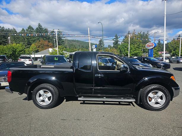 2005 Nissan  Frontier LE image 3