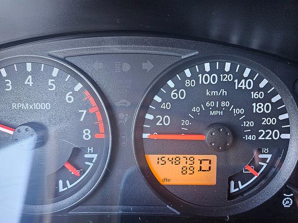 2005 Nissan  Frontier LE image 7