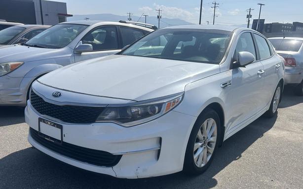 2016 Kia Optima LX image 1