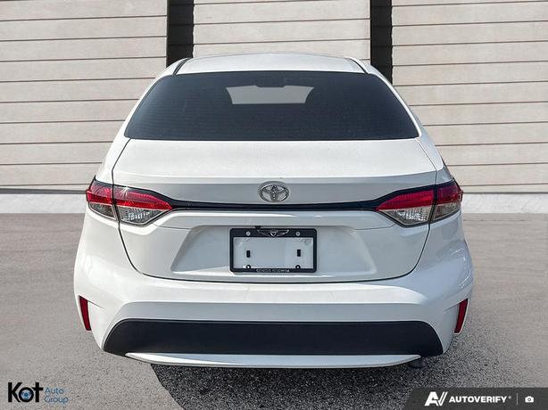 2022 Toyota Corolla LE image 5