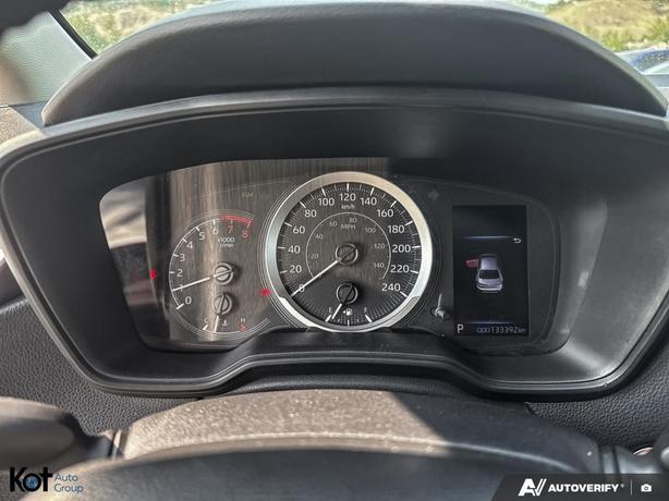2022 Toyota Corolla LE image 8