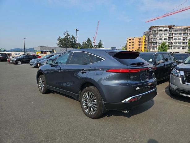 2024 Toyota Venza Limited AWD | One Owner | No Reported Accidents! image 4