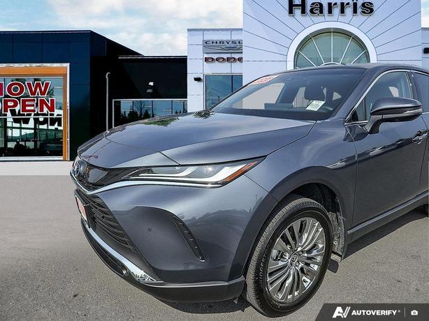 2024 Toyota Venza Limited AWD | One Owner | No Reported Accidents! image 8