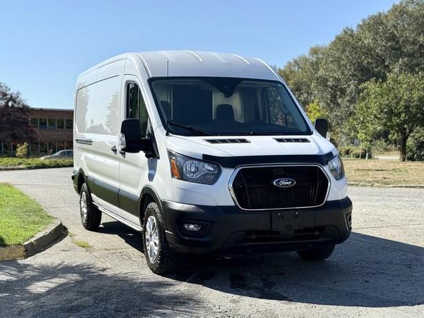 2022 Ford Transit 250 Cargo Van image 2