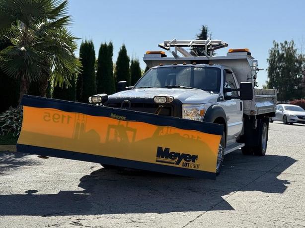 2011 Ford F-550 Regular Cab Dually 4X4 Diesel Dump Plow Truck with Crane & Sande image 4
