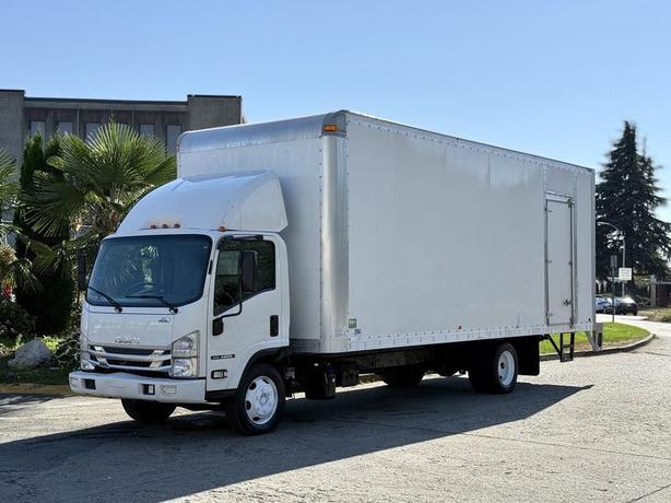2019 Isuzu NRR Diesel 24-Foot Cube Van with Rear Side Doors image 5