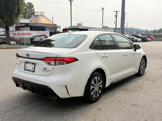 2023 Toyota Corolla SE Hybrid - Sunroof, Heated Seats, BlueTooth image 6