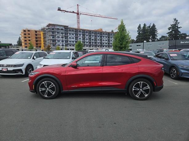 2021 Ford Mustang Mach-E Select RWD | Heated Seats | Adaptive Cruise Control! image 3