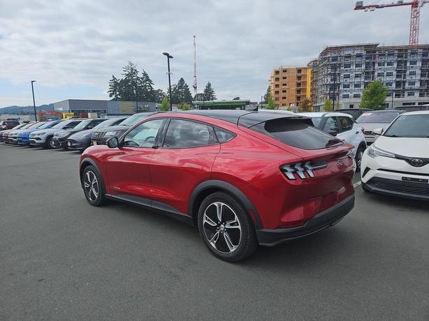 2021 Ford Mustang Mach-E Select RWD | Heated Seats | Adaptive Cruise Control! image 4