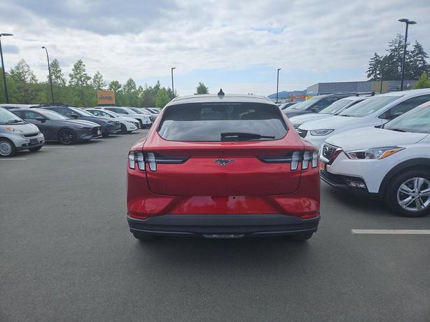 2021 Ford Mustang Mach-E Select RWD | Heated Seats | Adaptive Cruise Control! image 5