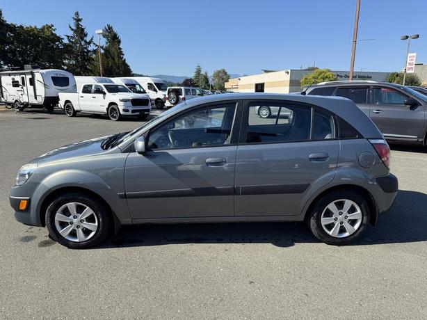 2009 Kia Rio EX image 2