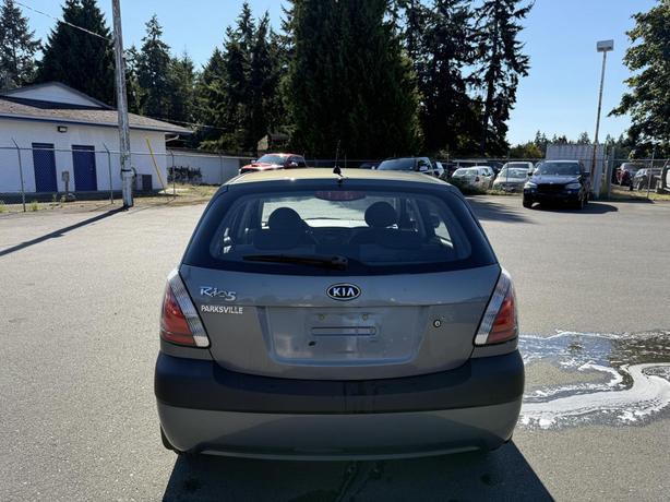 2009 Kia Rio EX image 4