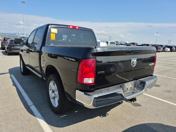 2023 RAM 1500 Classic SLT 4x4 Crew Cab 5'7 Box | No Reported Accidents! image 5