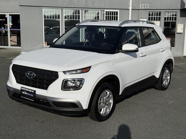 2022 Hyundai Venue Preferred- Heated Steering Wheel & Wheels:15 x 6.0 image 1