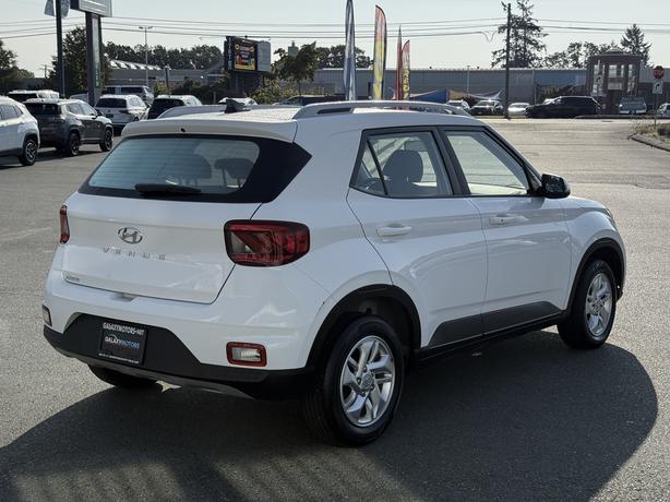 2022 Hyundai Venue Preferred- Heated Steering Wheel & Wheels:15 x 6.0 image 6