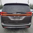 2022 Chrysler Pacifica Touring L thumbnail image 7