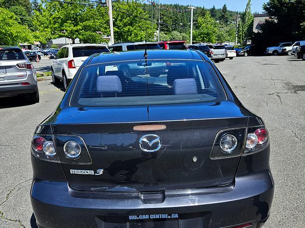 2007 Mazda  Mazda3 i Touring image 2