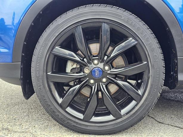 2017 Ford Escape FWD 4dr SE image 5