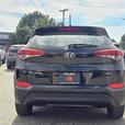 2017 Hyundai Tucson AWD 4dr 2.0L thumbnail image 3