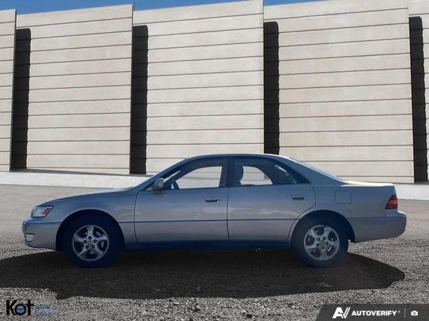 1997 LEXUS ES 300 image 3
