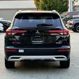 2023 Mitsubishi Outlander PHEV thumbnail image 6