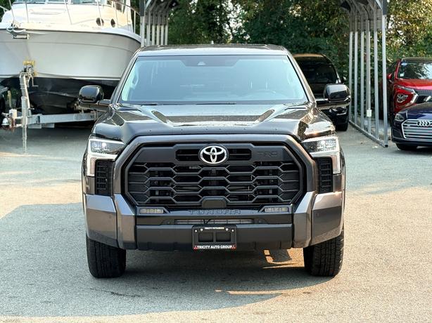 2024 Toyota Tundra TRD Off-Road, No Accidents, Very Low Km image 3