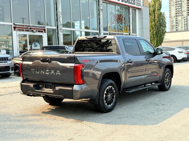 2024 Toyota Tundra TRD Off-Road, No Accidents, Very Low Km image 6