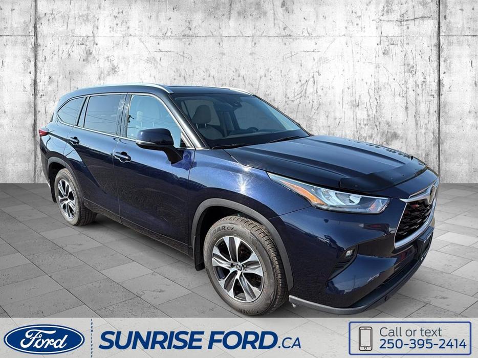 2020 Toyota Highlander XLE display photo