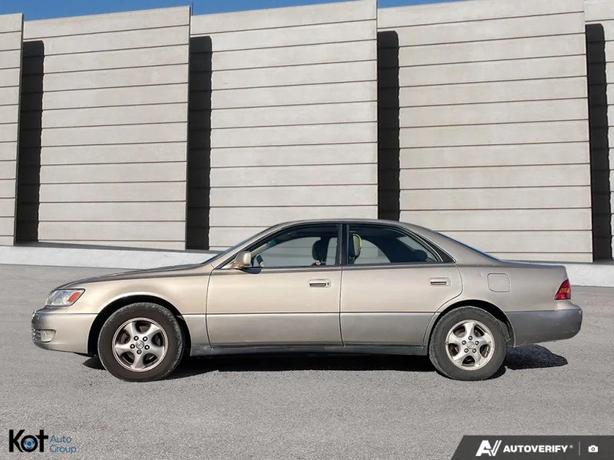 1997 LEXUS ES 300 image 3