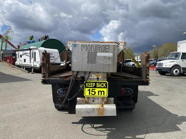 2010 Ford F-550 Diesel 4x4 Plow & Spreader Truck with Dump Box image 4