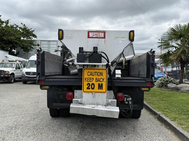 2012 Dodge Ram 5500 Regular Cab Cummins Diesel 4WD Western Plow and Sander Truck image 8