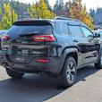 2016 Jeep Cherokee Trailhawk - Low KMs, 4x4, Heated Seats, Sunroof thumbnail image 6